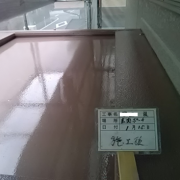玄関ポーチ